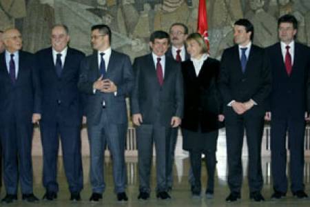 От Балканските войни до балканския мир