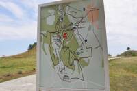 На новата карта на архитектурния резерват „Сборяново“ част от потъналите в бурени обекти дори не са отбелязани