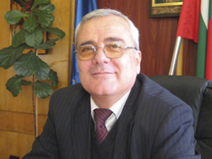 Бившият кмет на Дупница Атанас Янев се размина със затвора на косъм