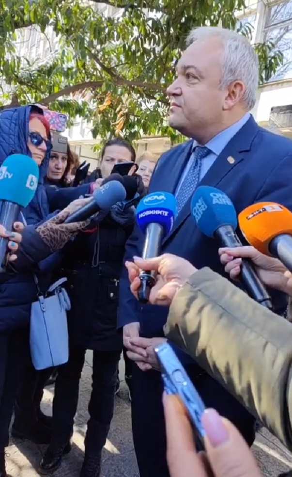 Вътрешният министър Иван Демерджиев: Засега няма индикации за нова мигрантска вълна, КПП-тата остават