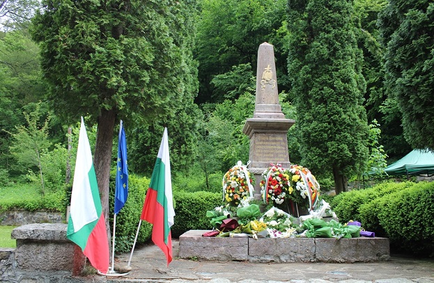 Обновяват мемориала на Георги Бенковски край Рибарица