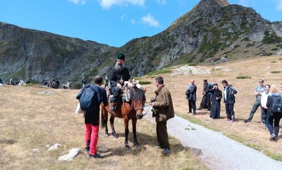 Патриарх Даниил отслужи водосвет на Седемте рилски езера